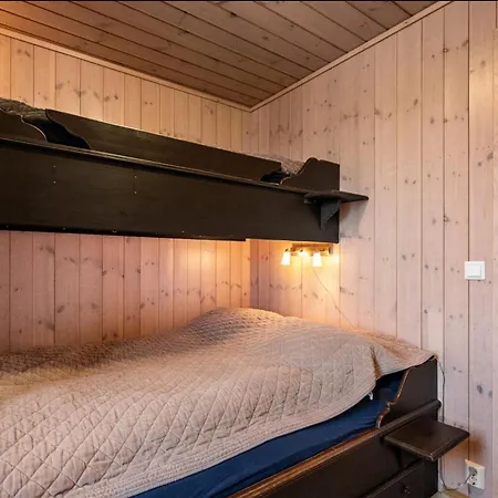 Slopeside - Ski-inn-ski-out Apartament *