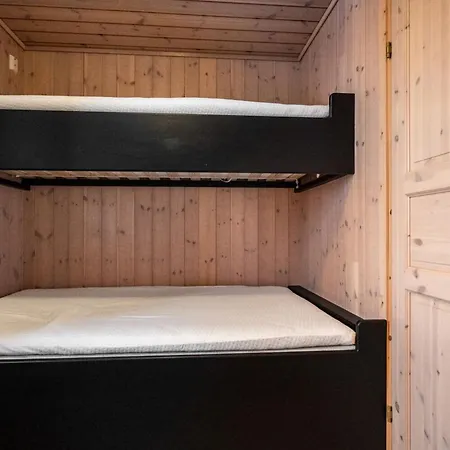 Slopeside - Ski-inn-ski-out Apartament *